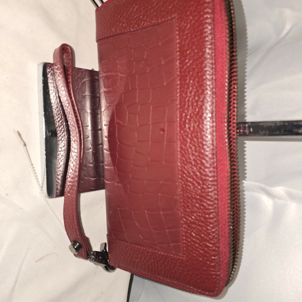 Botkier Dark Red  Multipockets ALL AROUND ZIPPER Textured Wallet - Picture 9 of 15